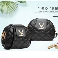 Tas Selempang Wanita Import Termurah - Mini Messenger Bag lv - Hita