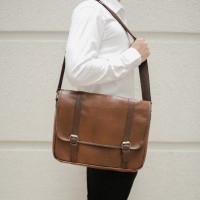 TUSCAN LIBRE BAG from The Daily Smith Tas selempang messenger laptop