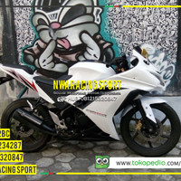 FULLSET FAIRING NINJA FI WHITE BLACK TERPASANG DI OLD CB 150 R