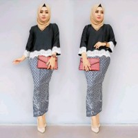 Kebaya Bali / Tunik / Atasan Wanita / Hijab / Kutubaru Batik / Batik