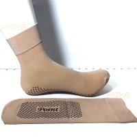 Kaos kaki stocking dengan anti slip