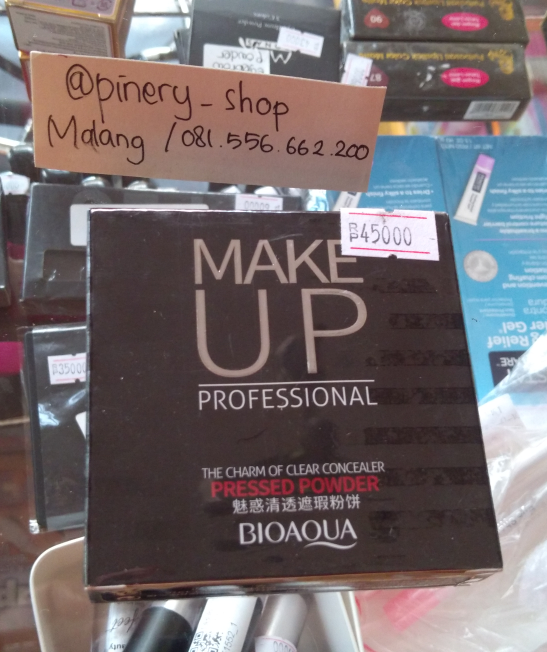 BIOAQUA PRESSED POWDER BEDAK PADAT
