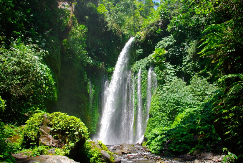 Lombok kini memang menjadi salah satu destinasi wisata favorit di Indonesia Liburan ke Lombok? Jangan Lupa untuk Mengunjungi 10 Tempat Menawan Ini!