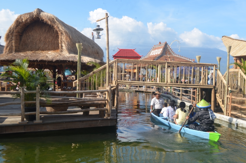 pasar apung museum angkut batu malang