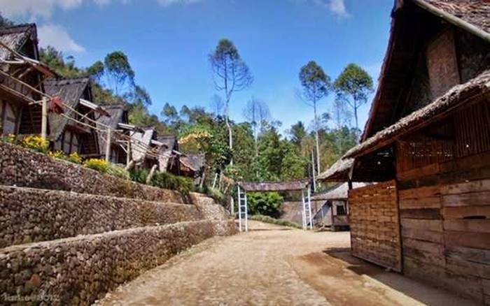 Wisata Sekitar Jakarta - Kampung Gede