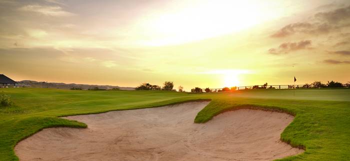 tempat wisata bali - new kuta golf
