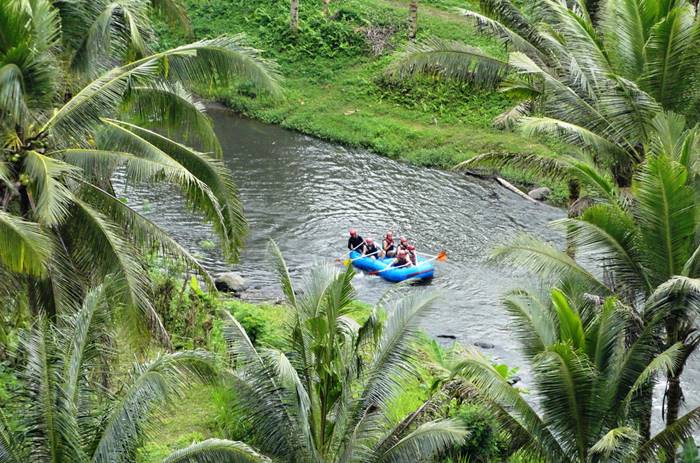 tempat wisata bali - arung jeram