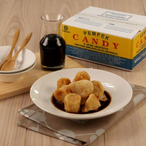 tempat makan pempek candy