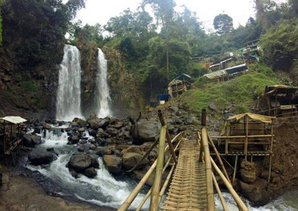 20 Destinasi Wisata Alam Bandung Favorit & Terbaik - Tokopedia Blog