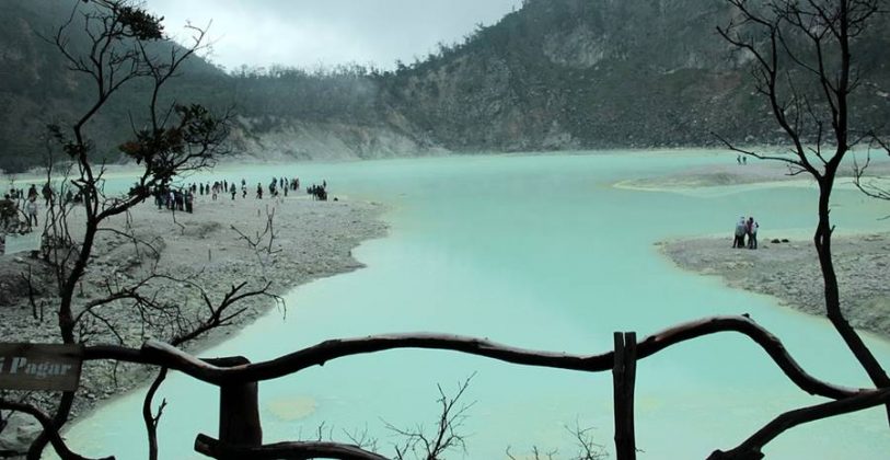 20 Destinasi Wisata Alam Bandung Favorit & Terbaik - Tokopedia Blog