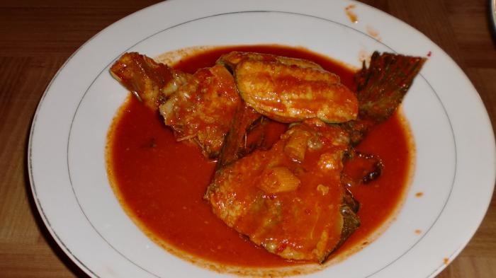 Asam Pedas Ikan baung Khas Melayu