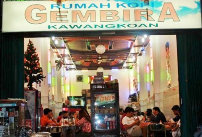  Kota ini tidak hanya terkenal dengan pulau Bunaken yang mendunia 7 Destinasi Wisata Kuliner di Manado Terlezat