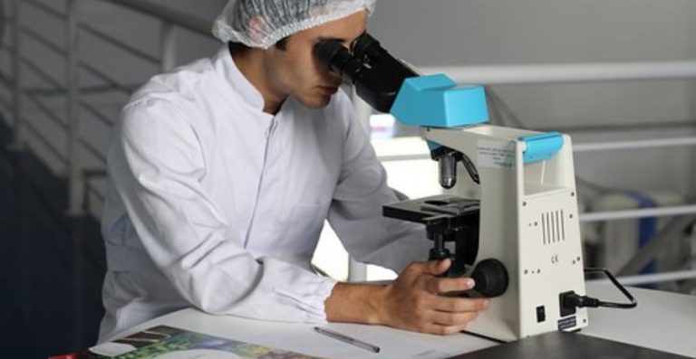 15 Cara Menggunakan Mikroskop Dan Bagiannya Tokopedia Blog