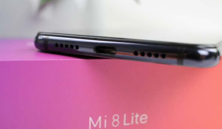  Smartphone flagship pertama Xiaomi di Indonesia dengan harga terjangkau 10 Kelebihan dan Kekurangan, serta Spesifikasi dan Harga Xiaomi Mi 8 Lite