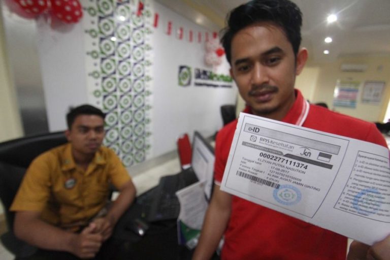 Kartu Bpjs Kesehatan Hilang Ini Syarat Terbaru Dan Cara Mengurusnya Secara Online Tokopedia Blog<script async src=