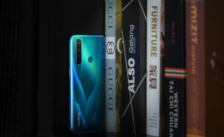 review realme 5 pro, kelebihan dan kekurangan realme 5 pro, spesifikasi realme 5 pro