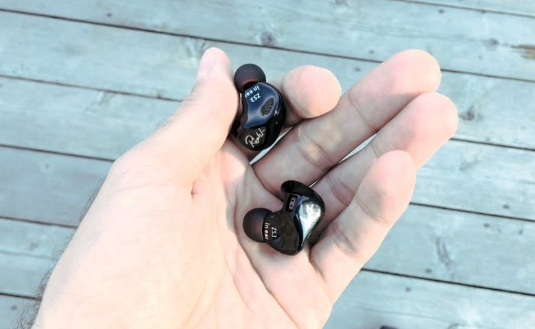 kelebihan dan kekurangan knowledge zenith kz zs3
