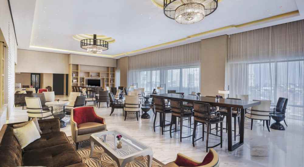 keraton the plaza untuk staycation di jakarta