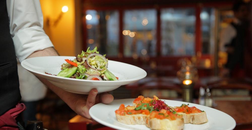 tips ide staycation makan restoran mewah