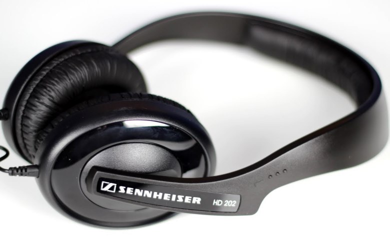 10 Kelebihan dan Kekurangan, serta Spesifikasi Sennheiser