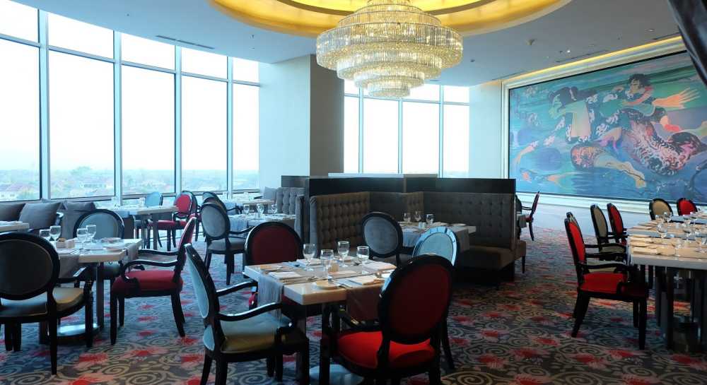tempat makan romantis di surabaya The Gallery Restaurant