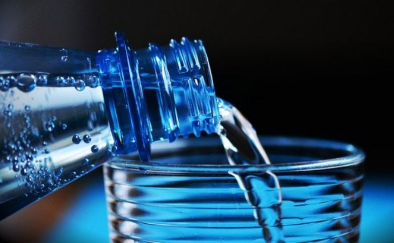minum air