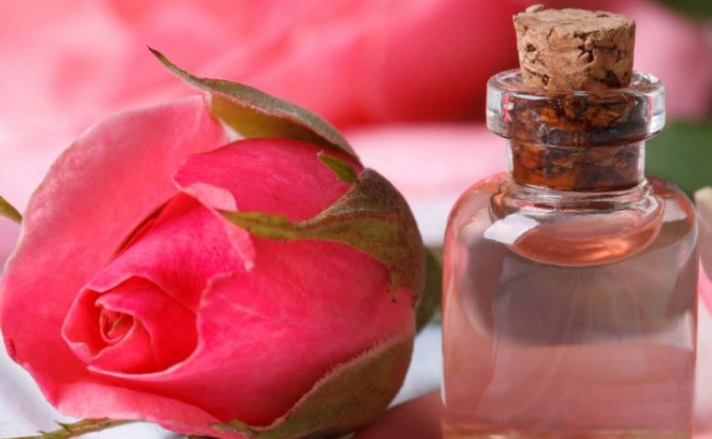 review mamonde rose water
