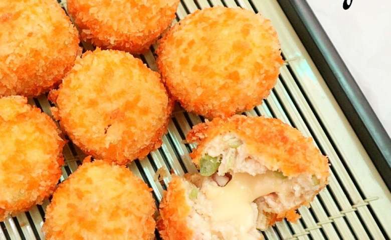 Tahu Crispy Mozarella