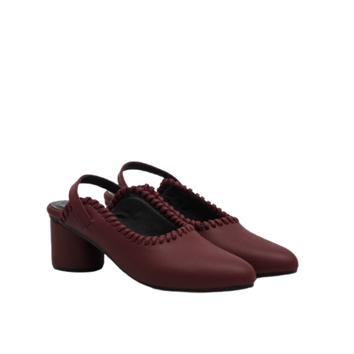 10 Brand Sepatu Lokal Wanita Terbaik: Nyaman & Trendi - Tokopedia Blog