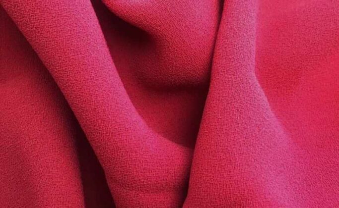 Karakteristik Bahan Moscrepe Primadona Bahan Hijab dan Gamis Karakteristik Bahan Moscrepe Primadona Bahan Hijab dan Gamis