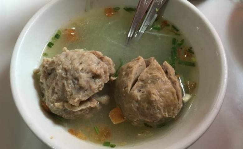 bakso enak di surabaya