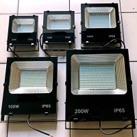 Lampu sorot led 150w 150 watt high quality
