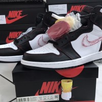 Air Jordan 1 High OG Defiant Tour Sz 12