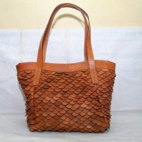 Tas Kulit Wanita asli premium jahit pola sisik light brown