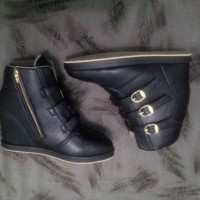 Jual sepatu wanita cewek sneaker wedges exclusif Murah