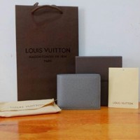 JUAL LOUIS VUITTON LV DOMPET TAIGA GREY MIRROR QUALITY 1:1 ORIGINAL