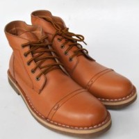SEPATU MURAH BLACK MASTER BOOTS ZARA TAN