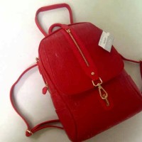 TAS GUCCI RANSEL EMBOSS RES TENGAH MULTIFUNGSI SUPER