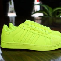 Sepatu Running/Gym Cewek Adidas Superstar Full Color (Lime)