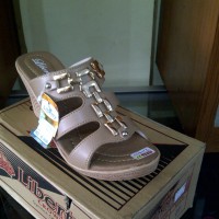 Sandal Wedges, LIBERTY Hermes, Cream
