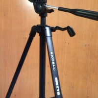 Tripod Hitam Excell Motto 2818 include TAS for DSLR