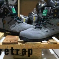 SEPATU FIRETRAP BOOT #1