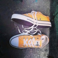 sepatu converse yellow / kuning ,ecer +box