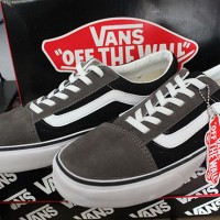 Sepatu Casual Vans Old Skool Hitam Abu