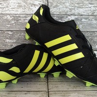 Sepatu Bola Adidas,Adidas Adipure 11Pro Hitam Strip Kuning
