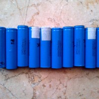 Jual Battery baterai batere batre LG 18650 2200 mAh diy powerbank / eser Murah