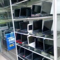 laptop anda nganggur dirumah???atau rusak jual saja di POETRA COMP