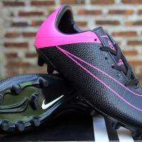 sepatu bola nike,ike Elastico Finale Black Pink