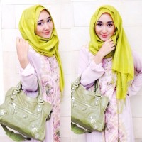 Hijab/Jilbab/Pashmina Bahan Satin