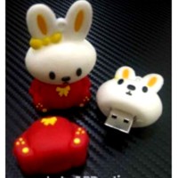 1080 USB FLASHDISK UNIK BONEKA KARAKTER LUCU KELINCI - BUS0223 - 32GB